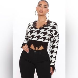 Look for me Distressed Sweater